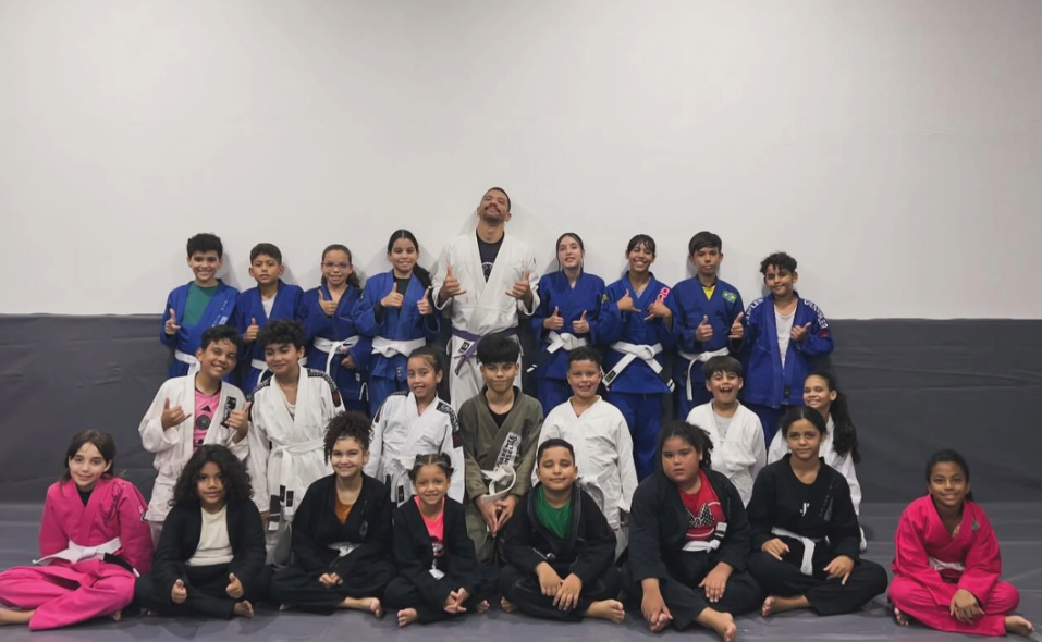Criança aprendendo disciplina